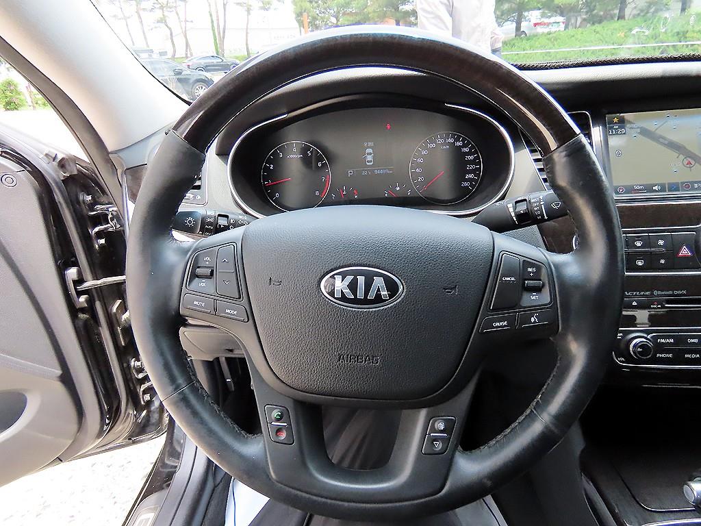 KIA K7 - Vista 8