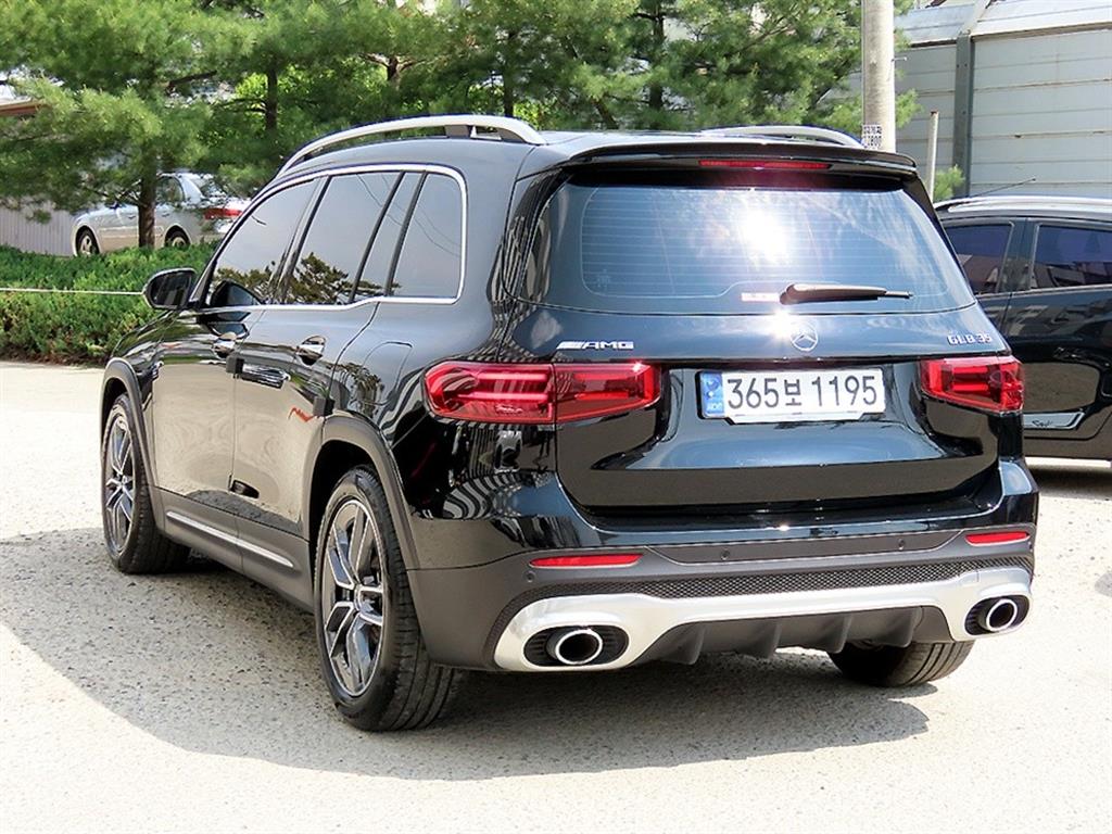 Mercedes Benz GLB Class - Vista 3