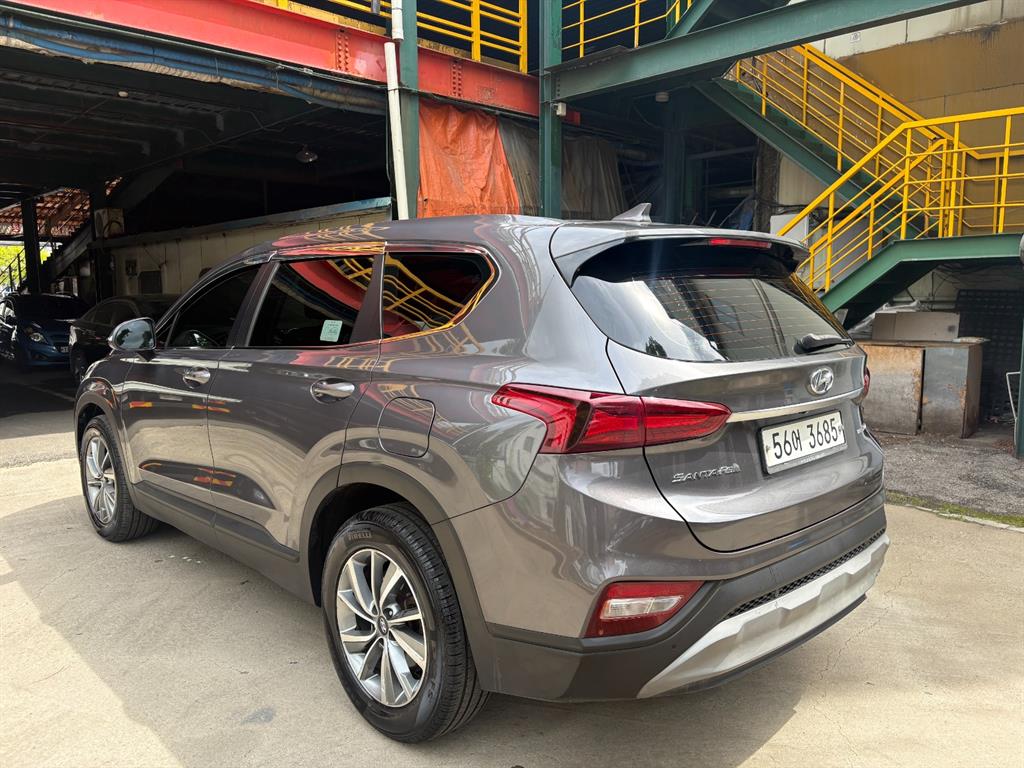 HYUNDAI Santa Fe - Vista 2