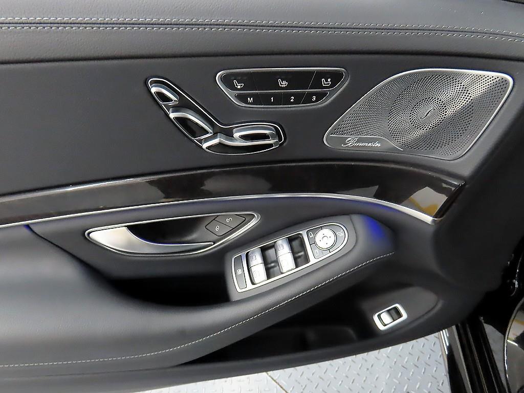 Mercedes Benz S Class - Vista 11