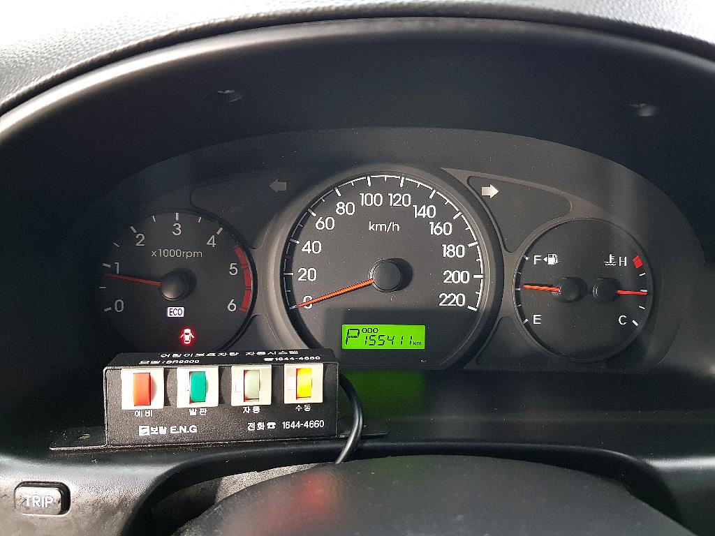 HYUNDAI Starex - Vista 7