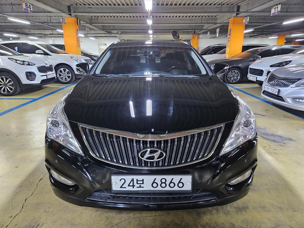 HYUNDAI Grandeur - Vista 2