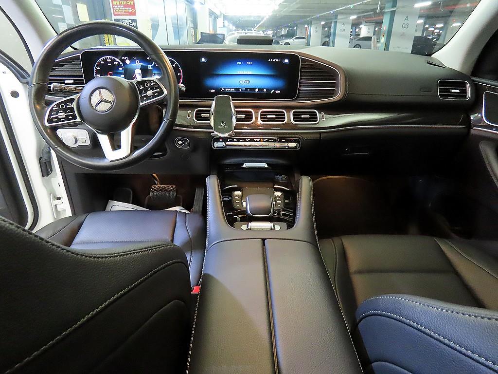 Mercedes Benz GLE Class - Vista 10
