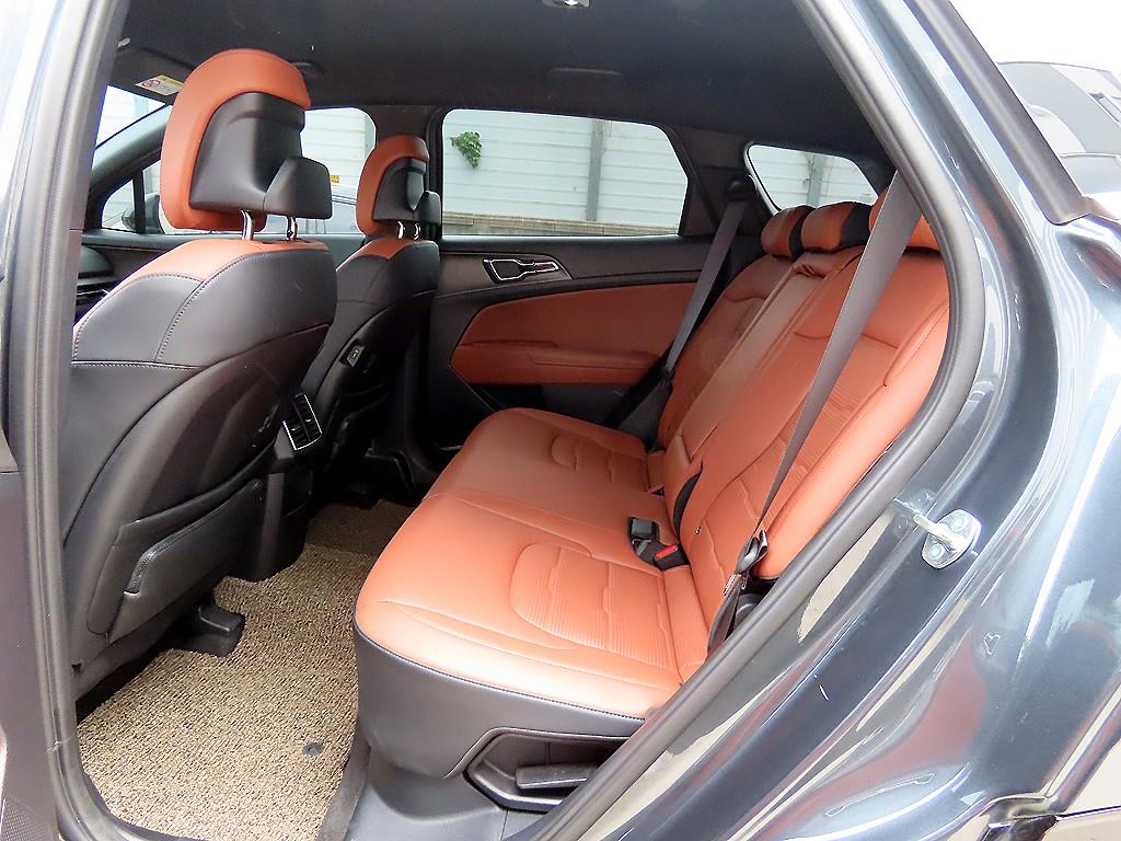KIA Sportage - Vista 6