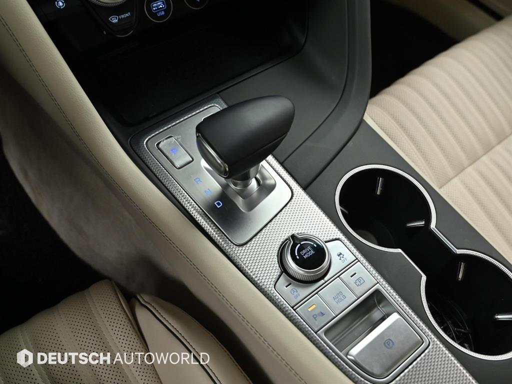 Genesis G70 - Vista 9