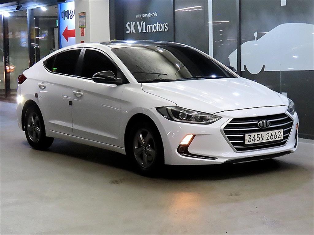 HYUNDAI Avante 2018 Blanco - Importación desde Corea - HF Imports Iquique - Foto 1