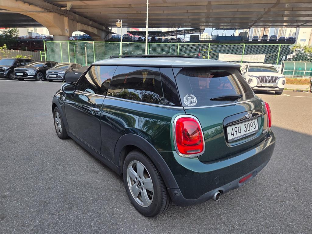 Mini Cooper - Vista 4
