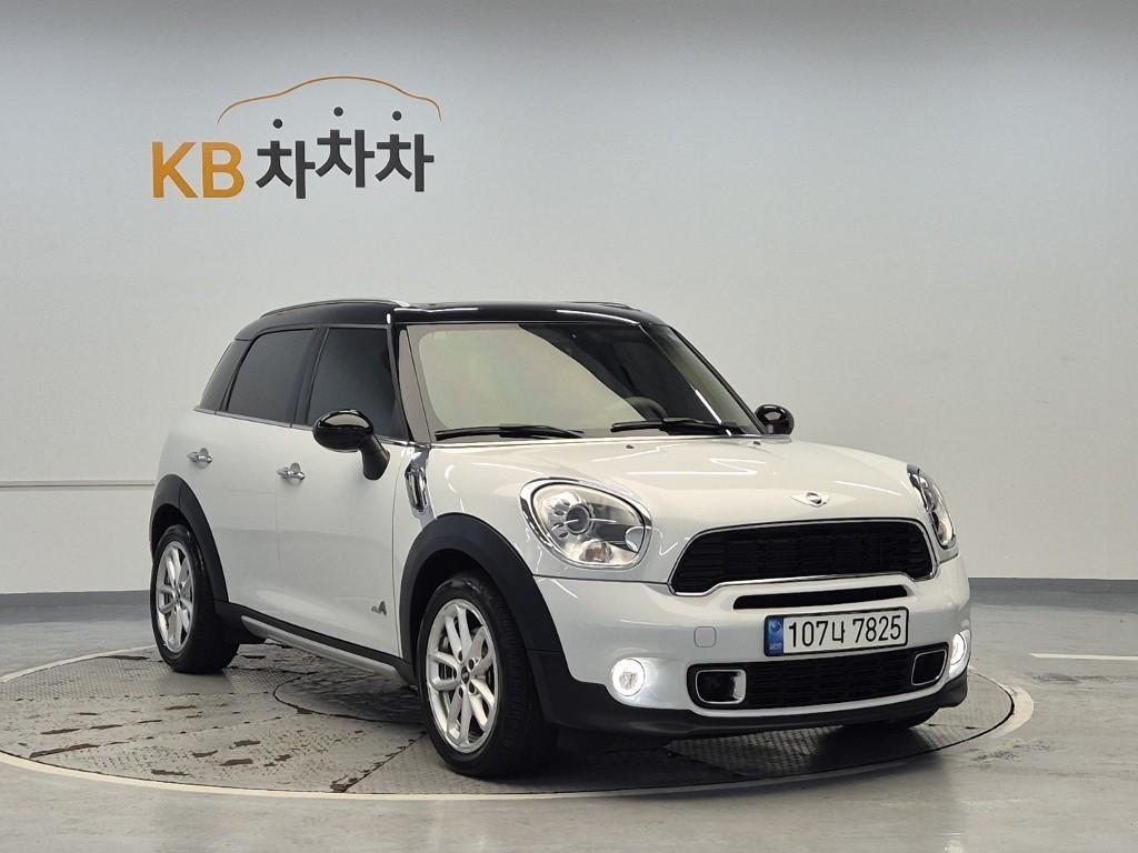 Mini Countryman - Vista 4
