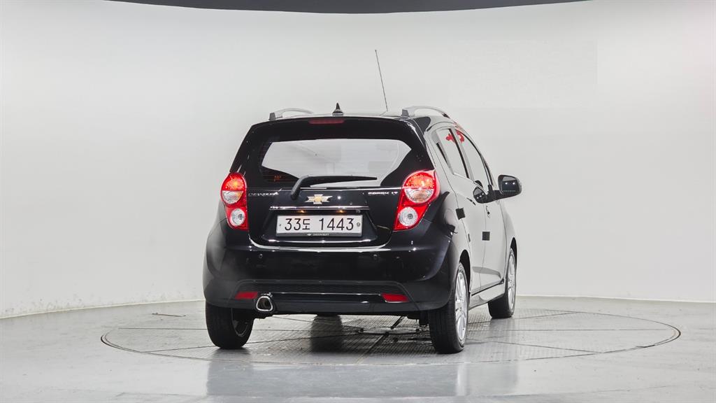 Chevrolet Spark - Vista 4