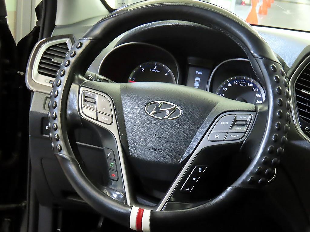 HYUNDAI Santa Fe - Vista 8