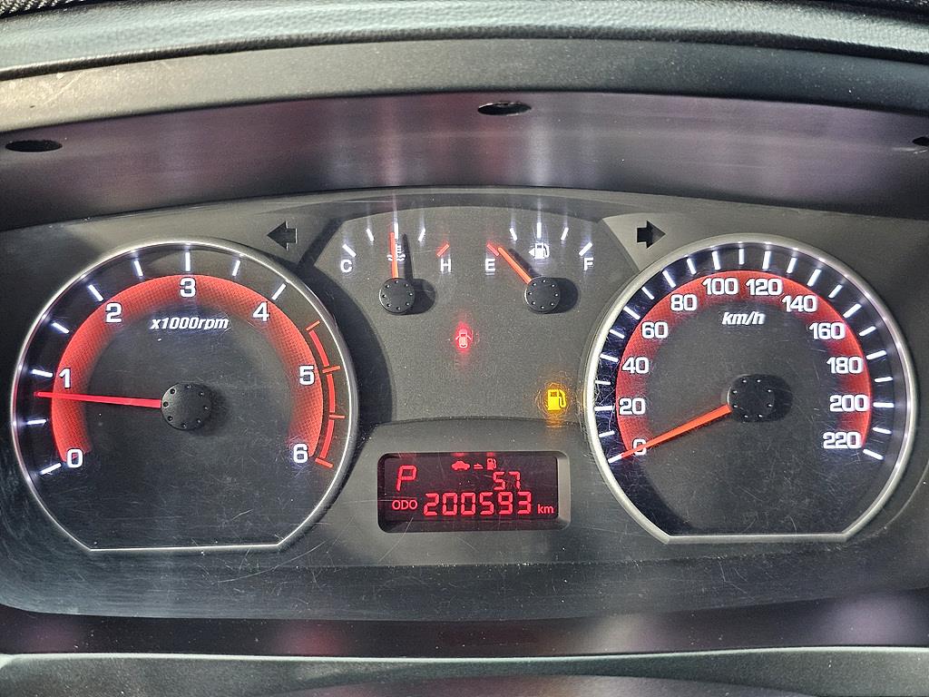 Ssangyong Korando - Vista 7