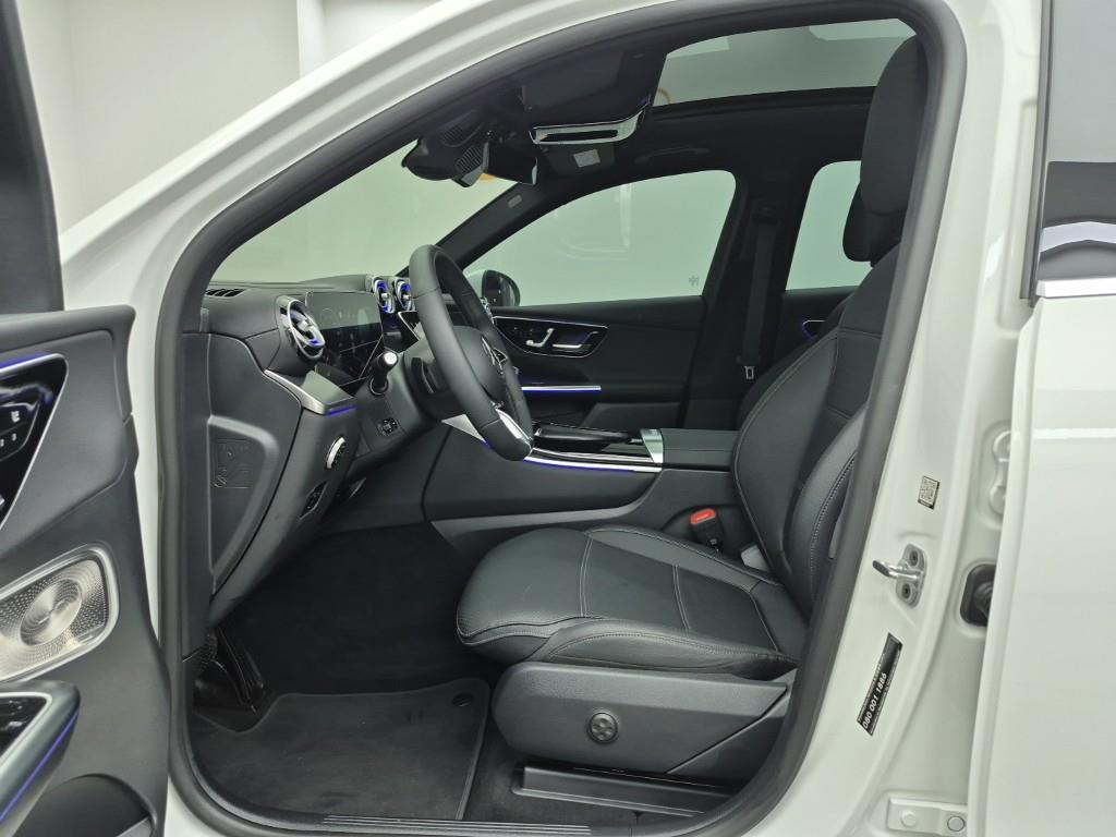 Mercedes Benz GLC Class - Vista 11