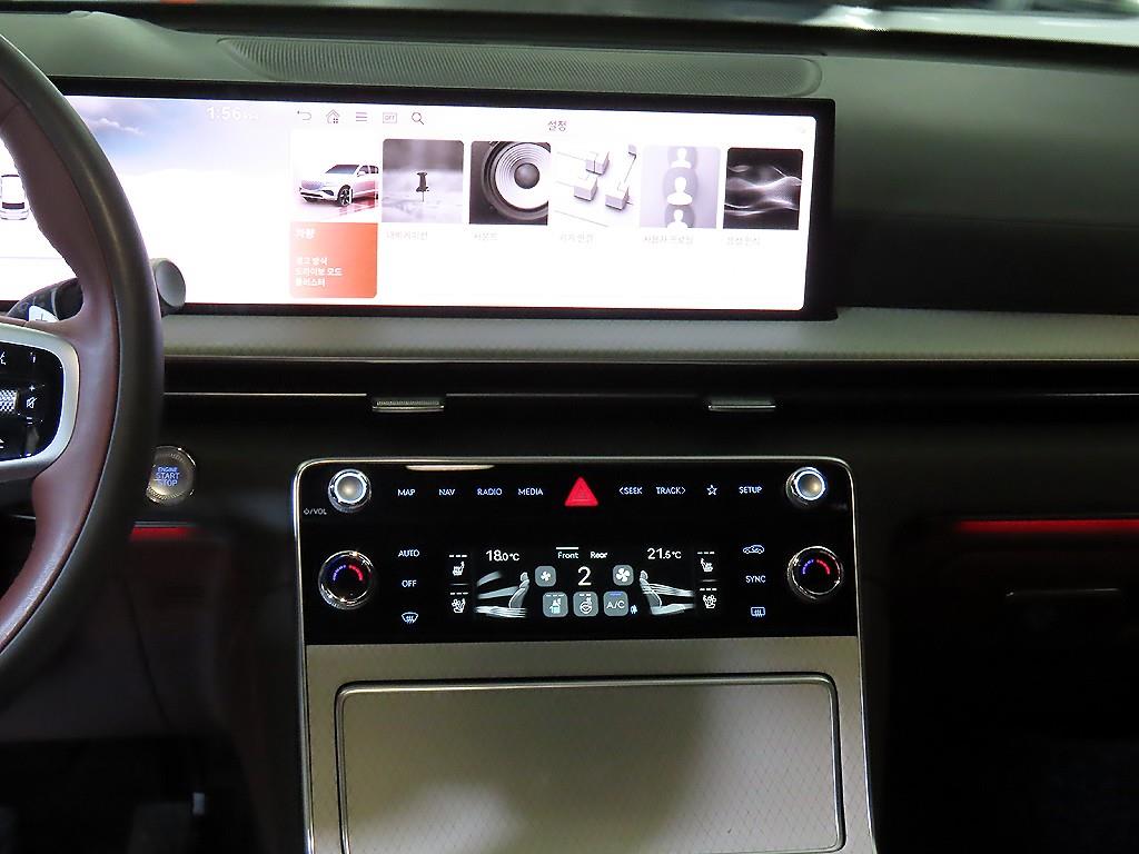 Genesis GV80 - Vista 11