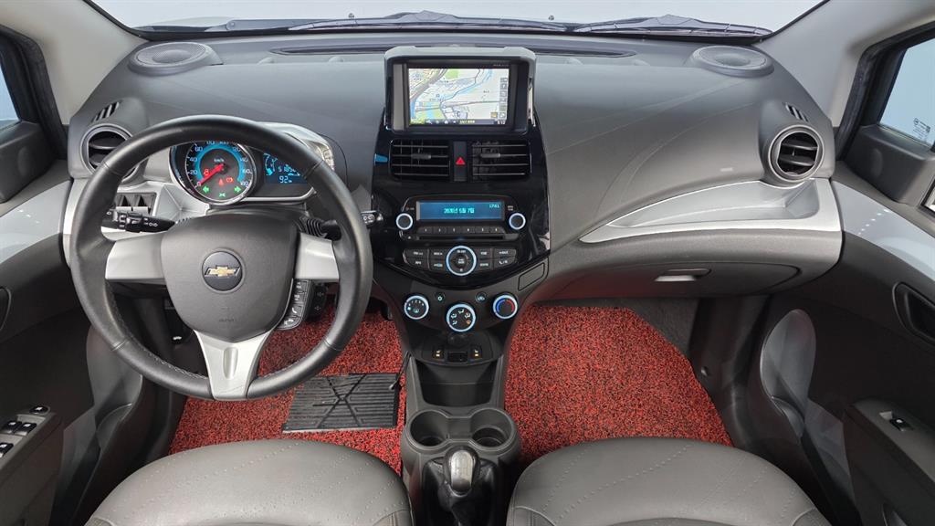 Chevrolet Spark - Vista 8