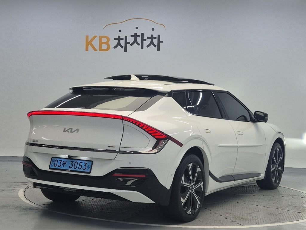 KIA EV6 - Vista 3