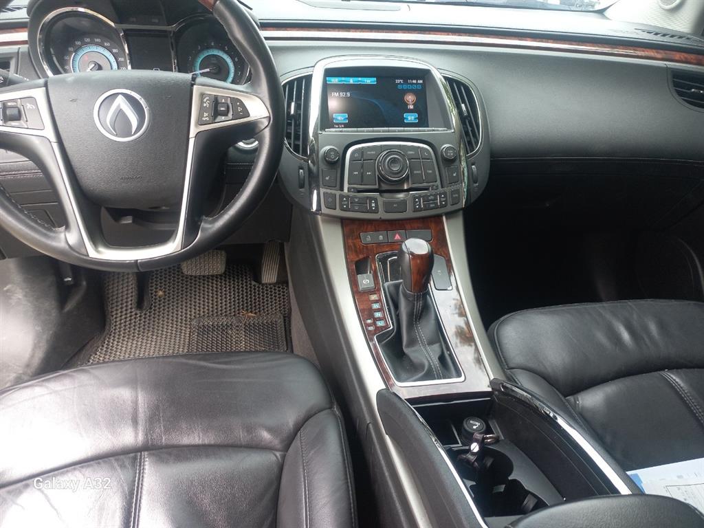 DAEWOO Alpheon - Vista 8