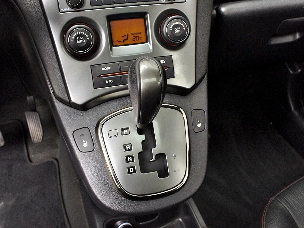 KIA Carens 2013 Gris - Importación desde Corea - HF Imports Iquique - Foto 11
