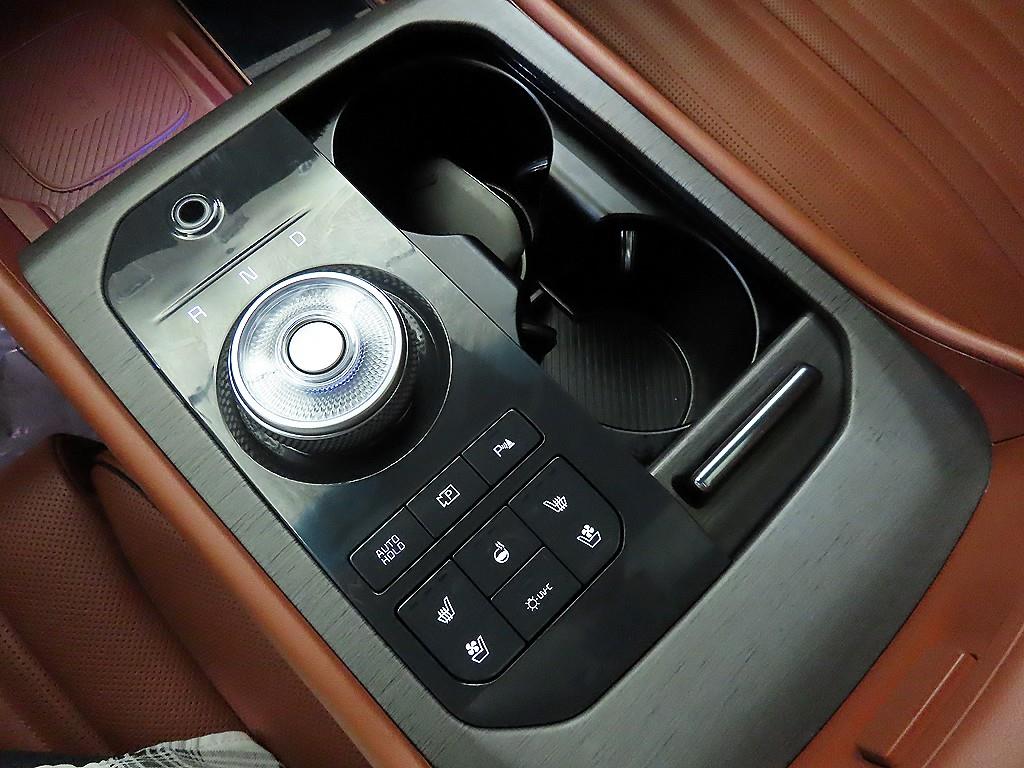 KIA K8 - Vista 12