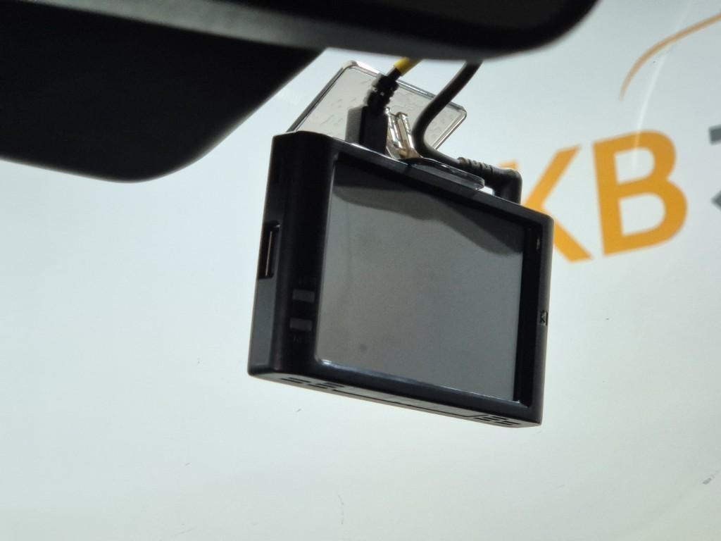 KIA Seltos - Vista 6