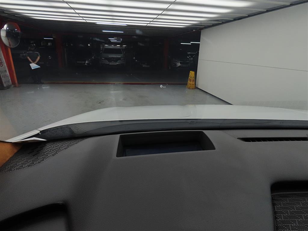KIA Carnival - Vista 11