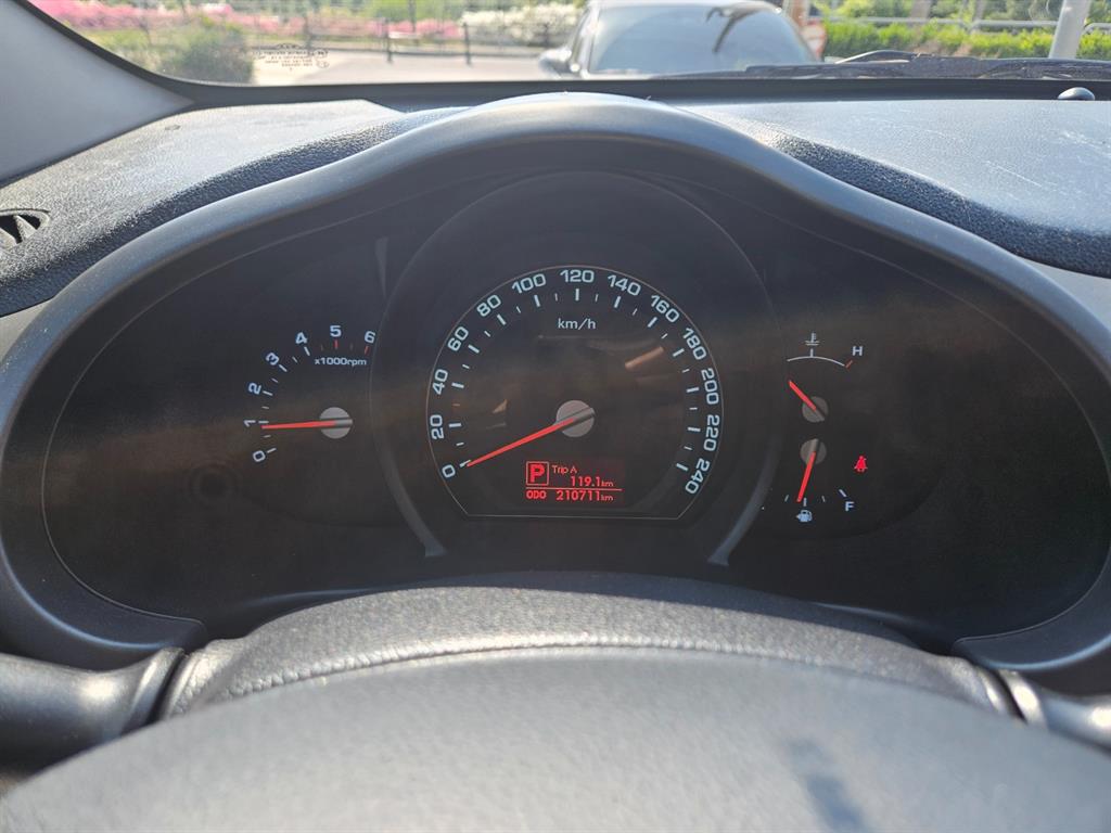 KIA Sportage - Vista 8