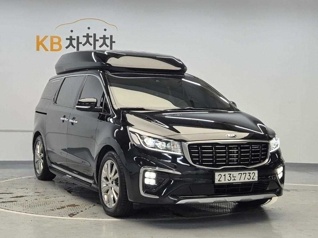 KIA Carnival - Vista 4