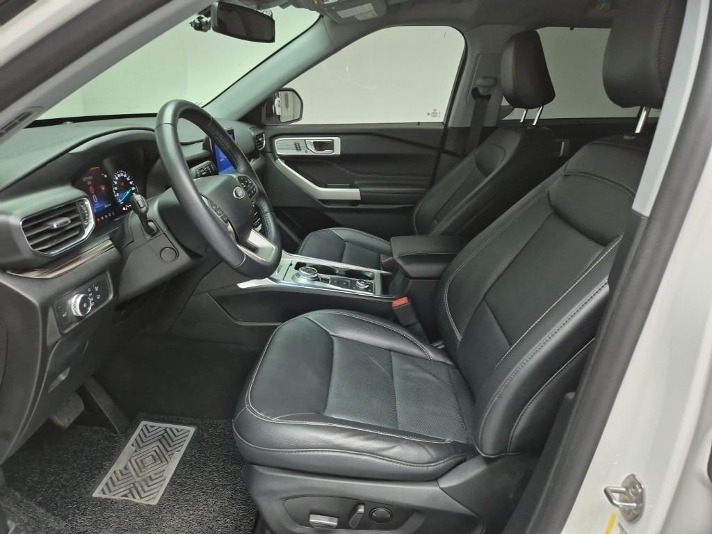 Ford Explorer - Vista 12