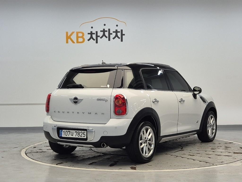 Mini Countryman - Vista 3