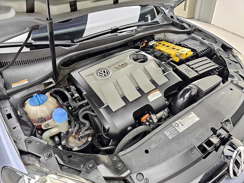 Volkswagen Golf - Vista 6