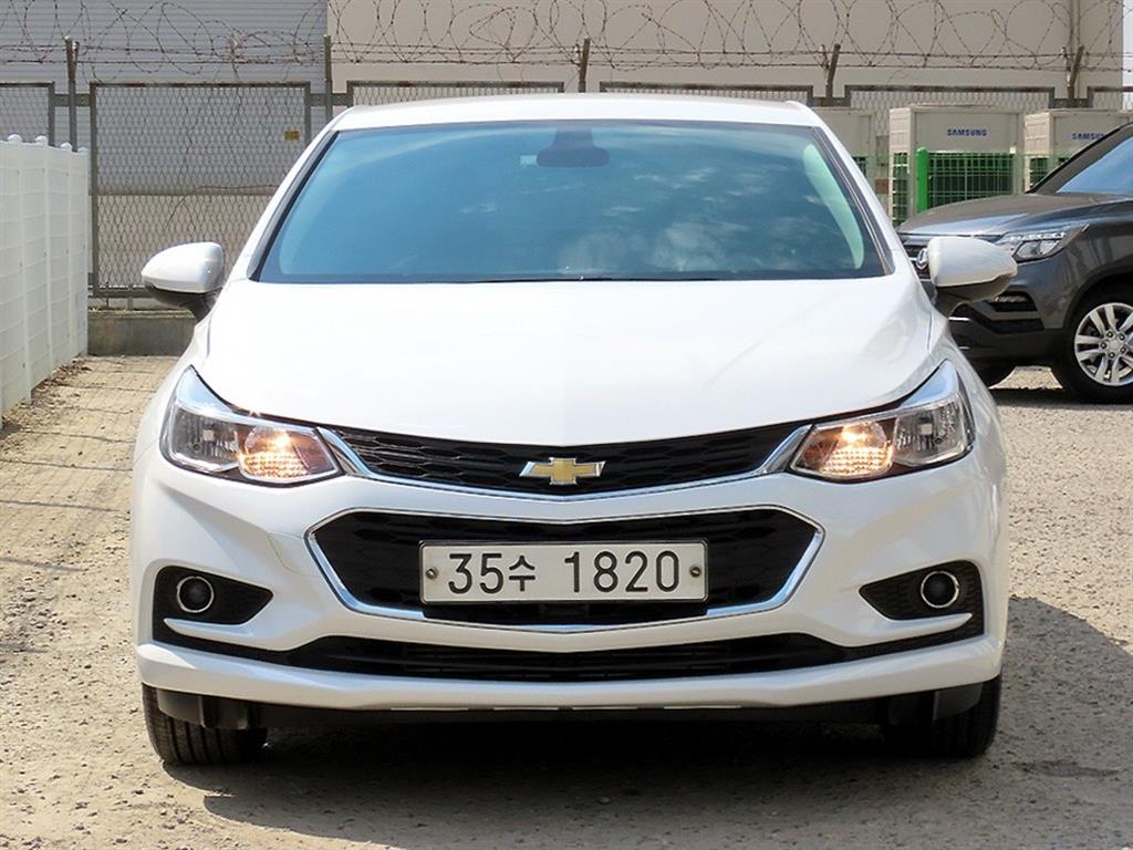 Chevrolet Cruise 2017 Blanco - Importación desde Corea - HF Imports Iquique - Foto 1