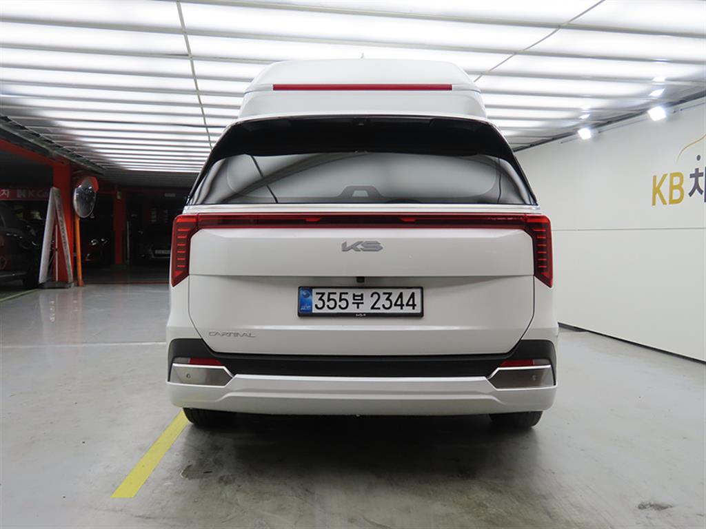 KIA Carnival - Vista 3