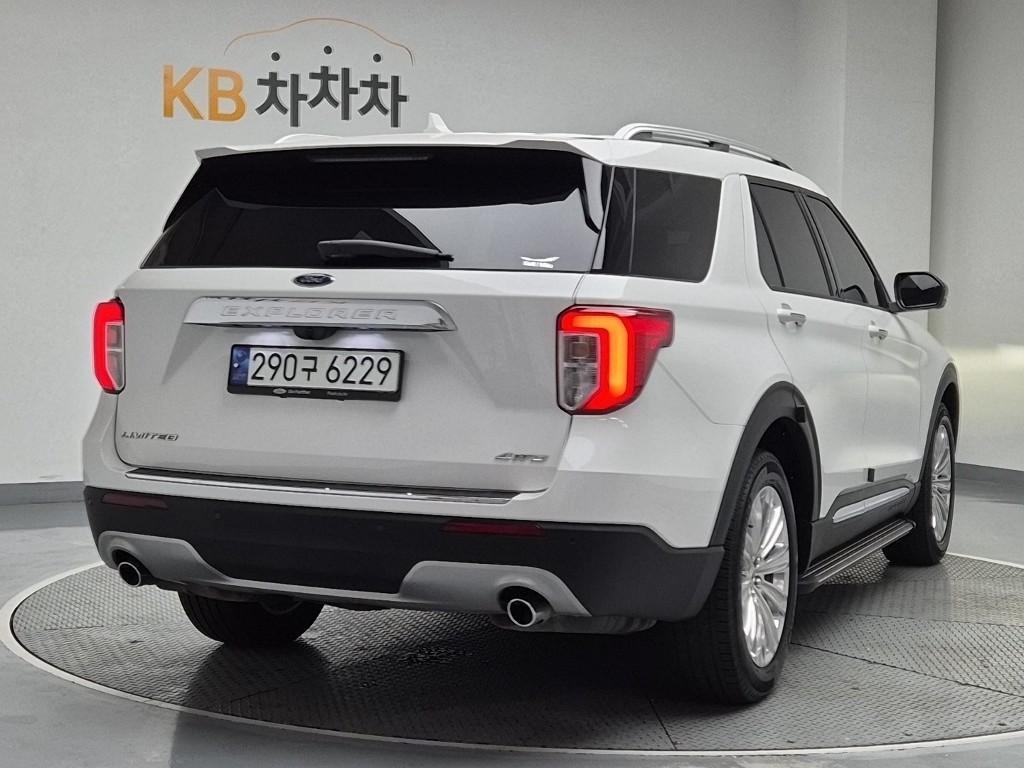 Ford Explorer - Vista 3