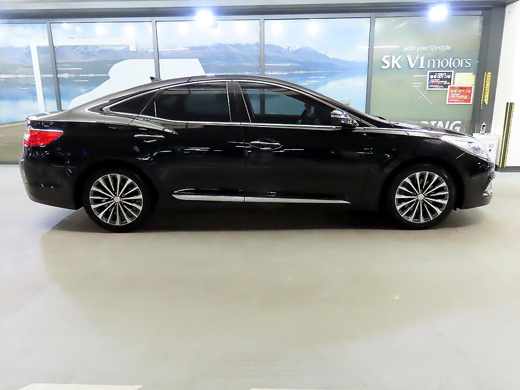 HYUNDAI Grandeur - Vista 3