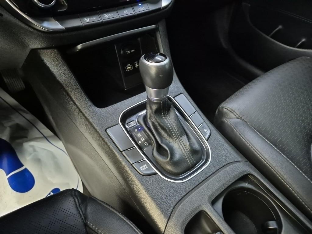 HYUNDAI i30 - Vista 8