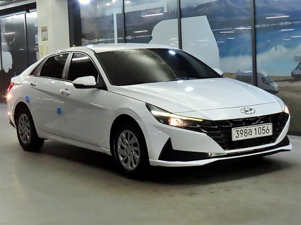 HYUNDAI Avante 2022 Blanco - Importación desde Corea - HF Imports Iquique - Foto 1