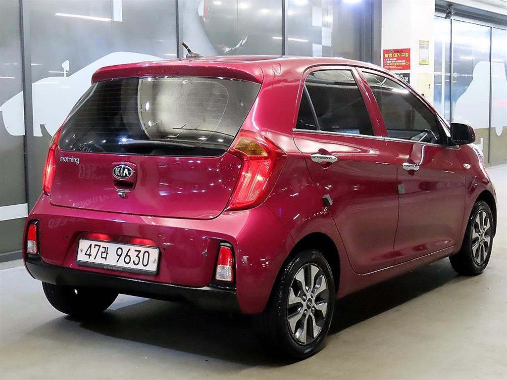KIA Morning - Vista 4
