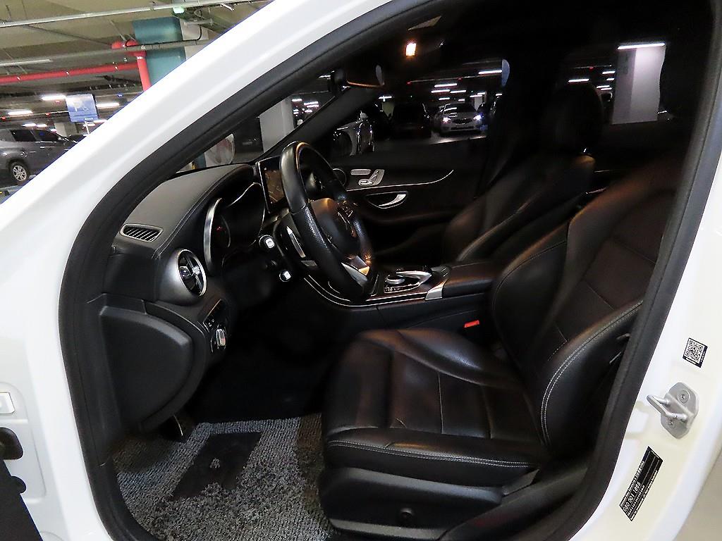 Mercedes Benz C Class - Vista 6