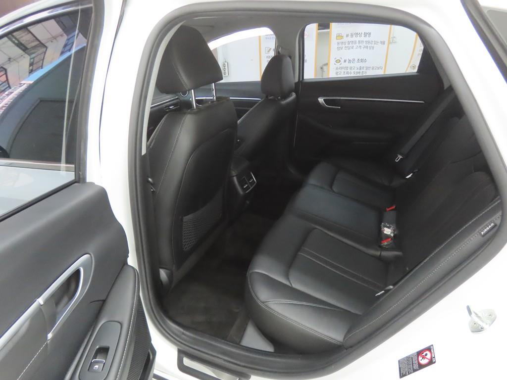 HYUNDAI Sonata - Vista 6