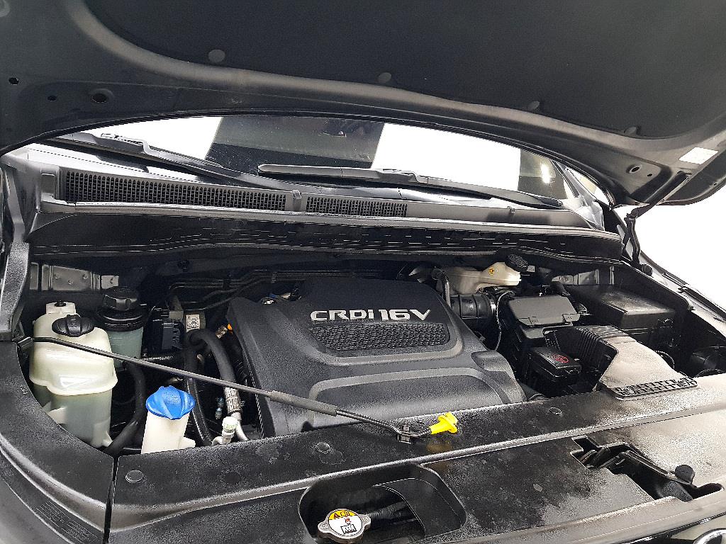KIA Carnival - Vista 6