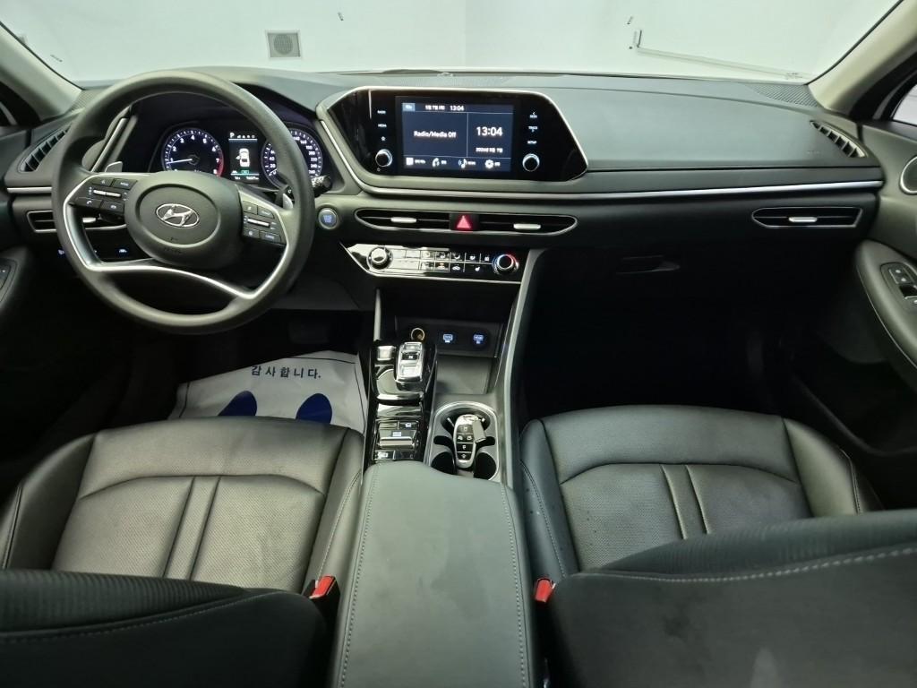 HYUNDAI Sonata - Vista 7
