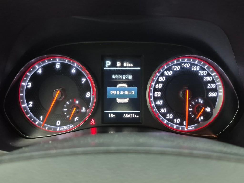 HYUNDAI Veloster - Vista 7