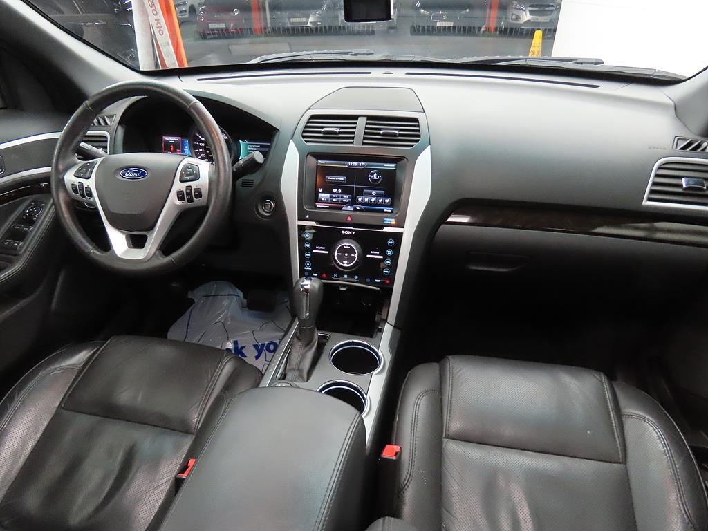 Ford Explorer - Vista 5