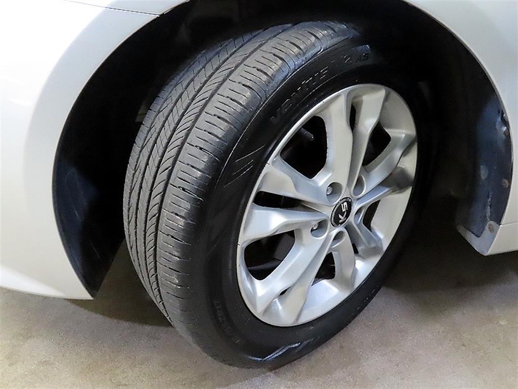 KIA K5 2011 Plateado - Importación desde Corea - HF Imports Iquique - Foto 20