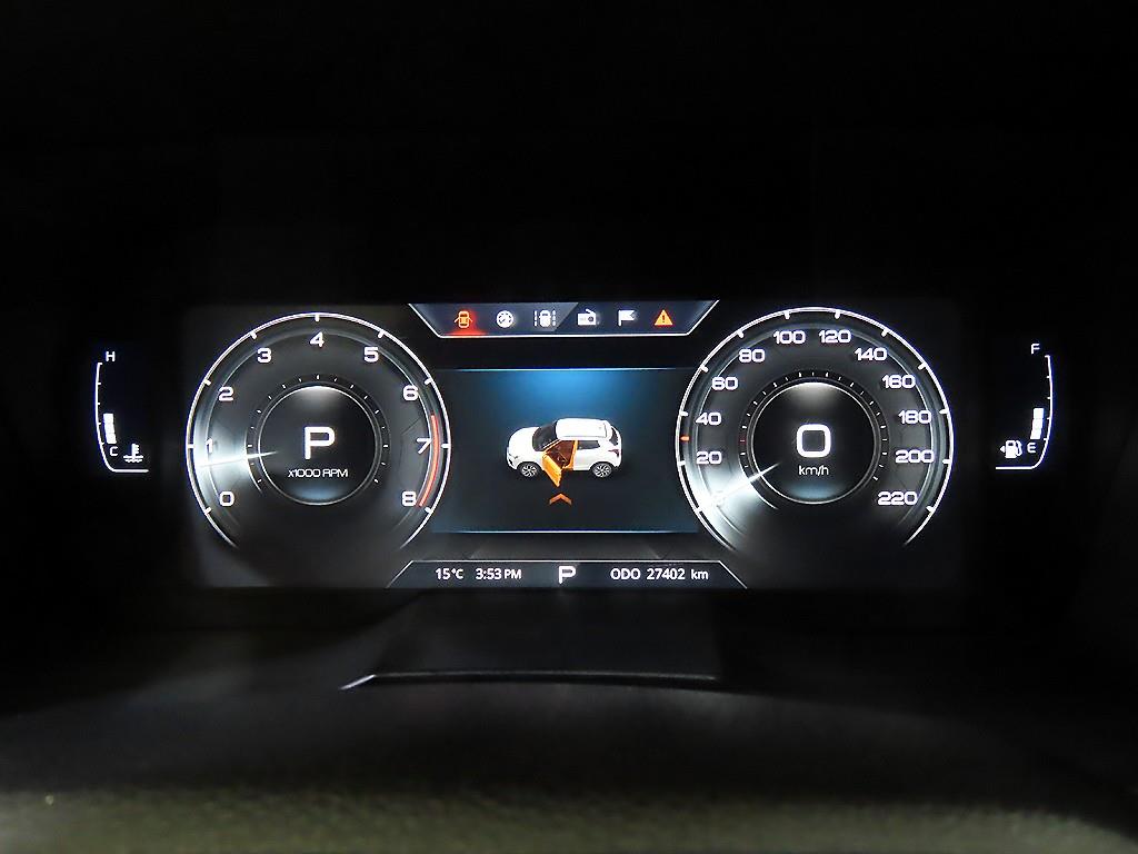 Ssangyong Tivoli - Vista 9