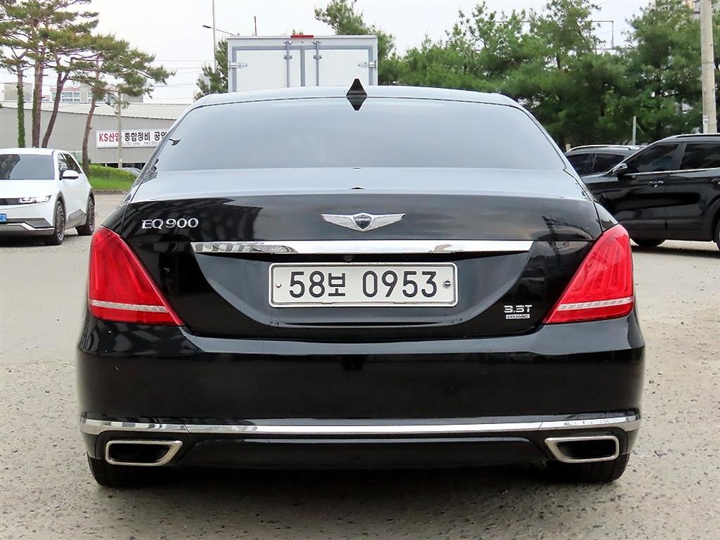 Genesis EQ900 - Vista 4