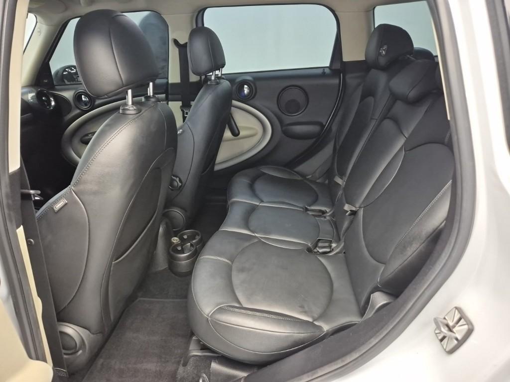 Mini Countryman - Vista 11