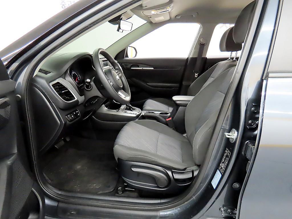 KIA Seltos - Vista 5