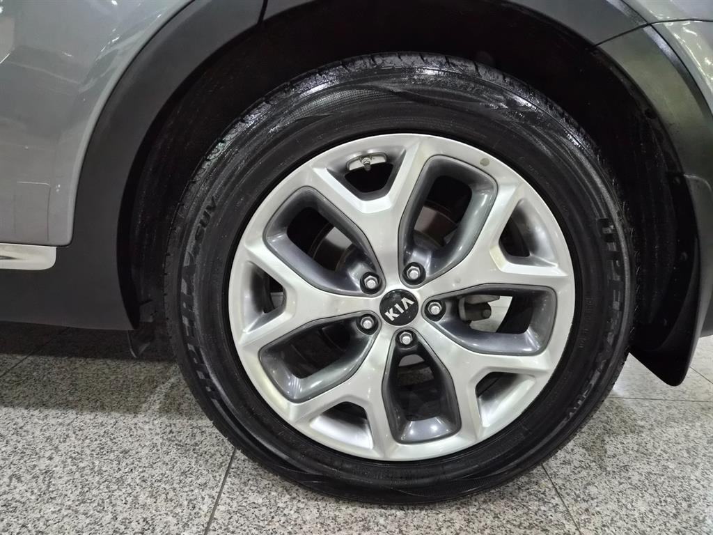 KIA Sorento 2016 Gris - Importación desde Corea - HF Imports Iquique - Foto 20