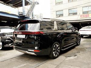 KIA Carnival - Vista 8