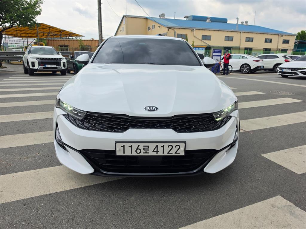 KIA K5 2020 Blanco - Importación desde Corea - HF Imports Iquique - Foto 1